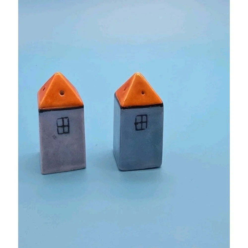 Salt & Pepper Chikaramachi Shakers  LustreWare‎ Houses